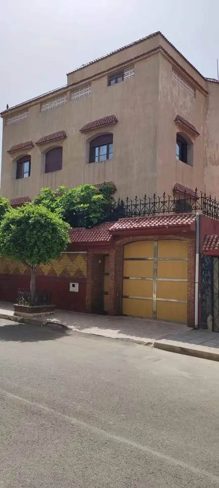 Spacious 5-Bedroom Villa with Solar Power – Aïn Sebaâ